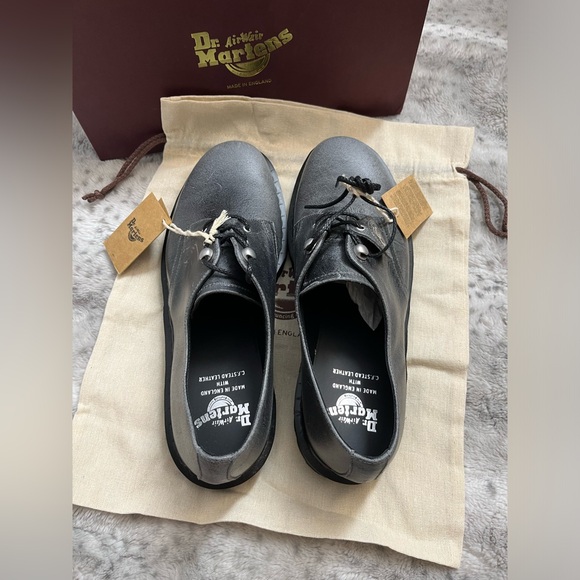 MADE IN ENGLAND ~ DR. MARTENS 1461 HERITAGE LEATHER OXFORD / DERBY MSRP$280 - Picture 7 of 16
